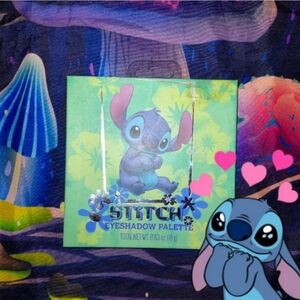 Lilo & Stitch Disney Makeup Eyeshadow Palette